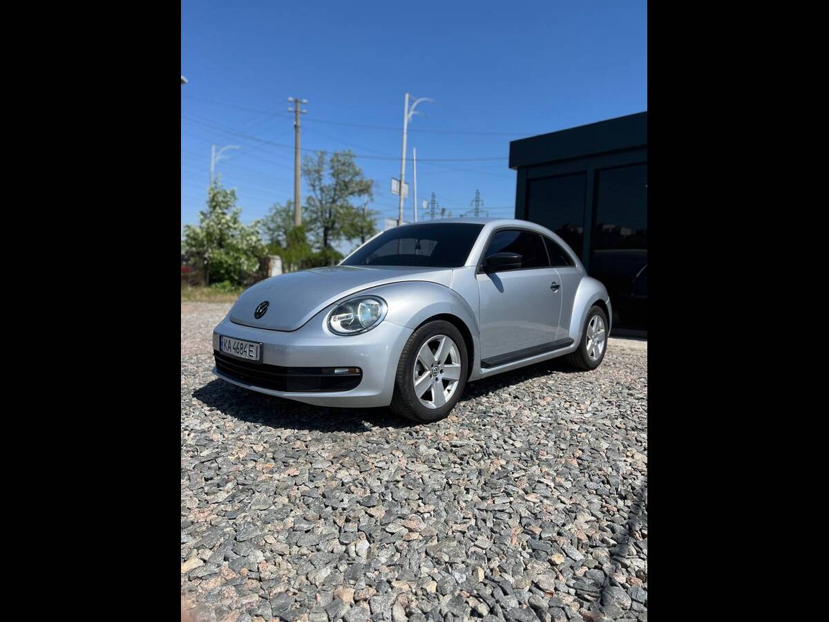 Volkswagen Beetle 2012 (Фольксваген Жук) — фото 1 з 5