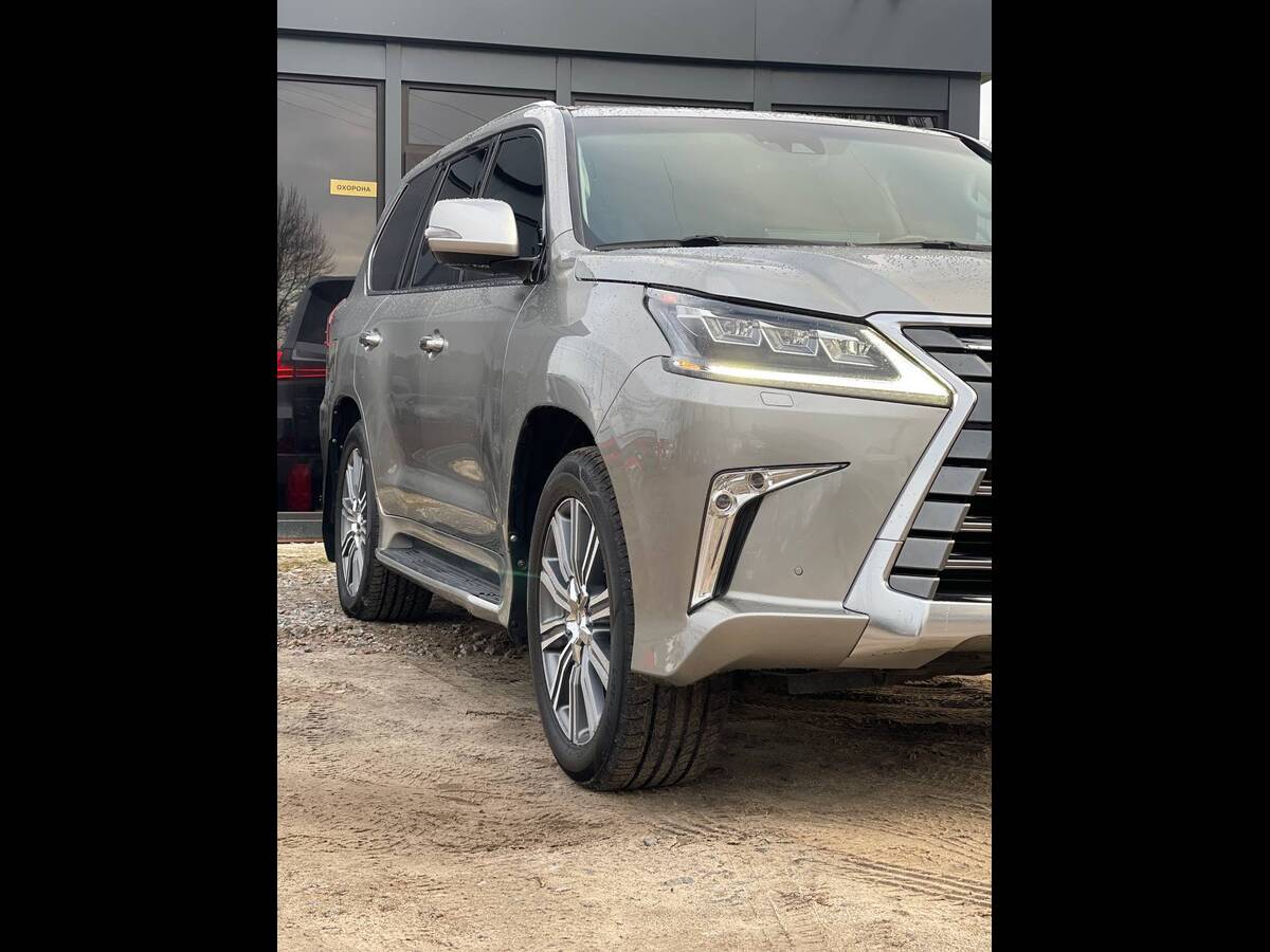 Lexus LX 2016 (Лексус LX) — фото 5 з 5