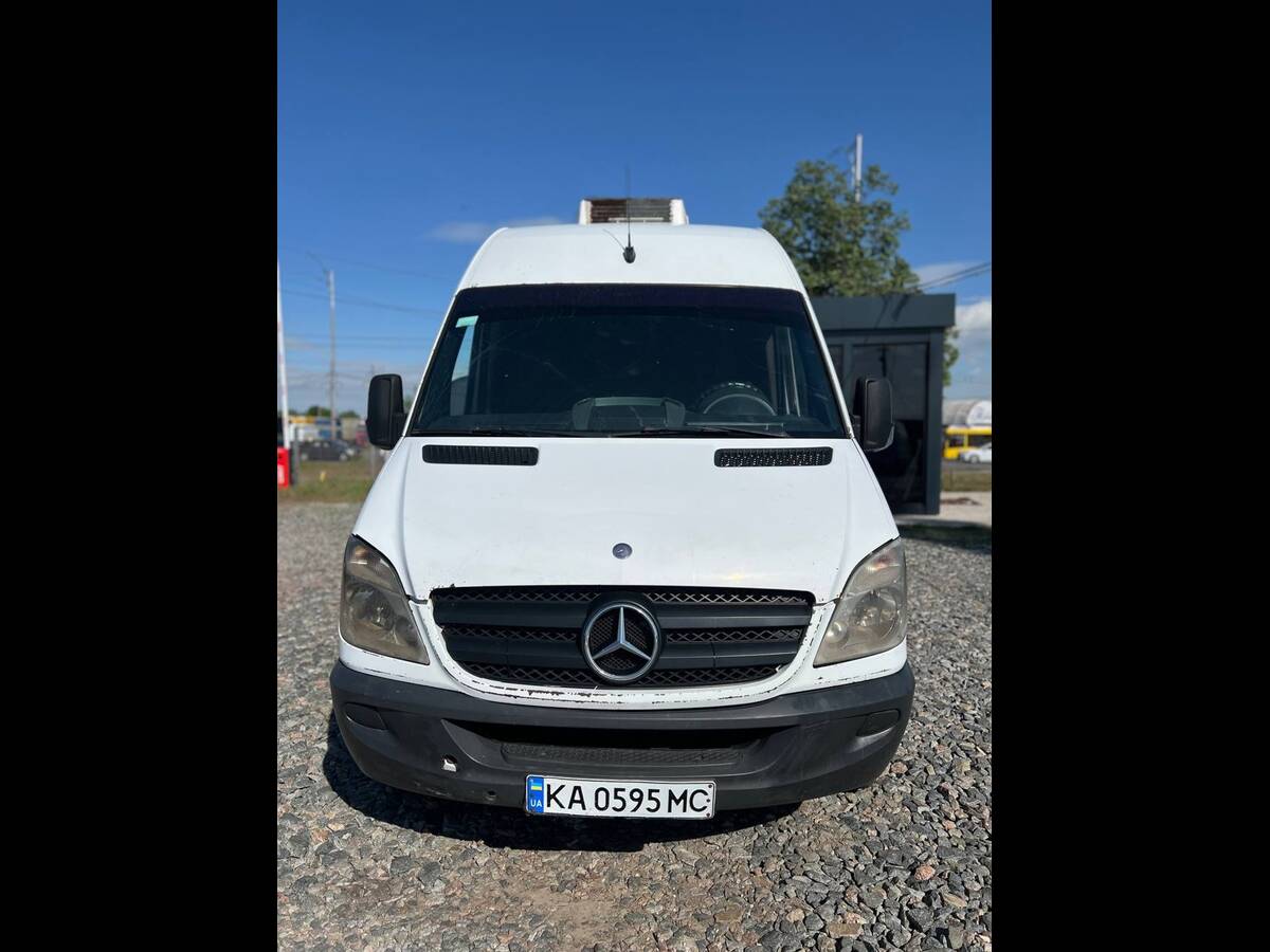 Mercedes-Benz Sprinter 2008 (Мерседес-Бенц Спрінтер) — фото 4 з 5