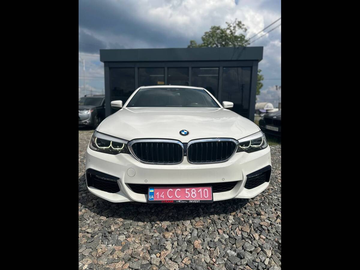 BMW 5 Series 2018 (БМВ 5 Series) — фото 2 з 5